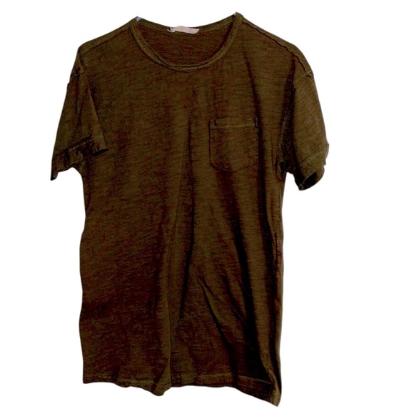 🌹NEW IN POCKET TEE SHIRT - Picture 1 of 4